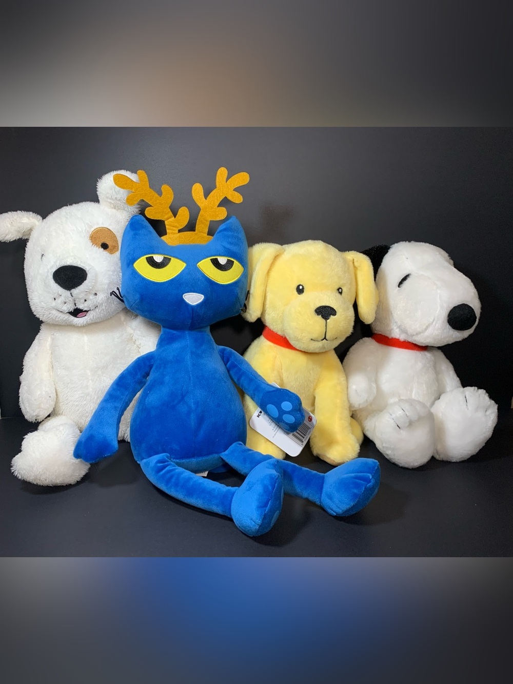 Kohl's Cares Biscuit Snoopy Pete the Cat Dog Donut Plush Stuffed Animal Lot of 4